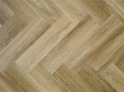 LVT Vinyl gulv i sildeben col 4011 i 152 x 609 x 2,5 mm